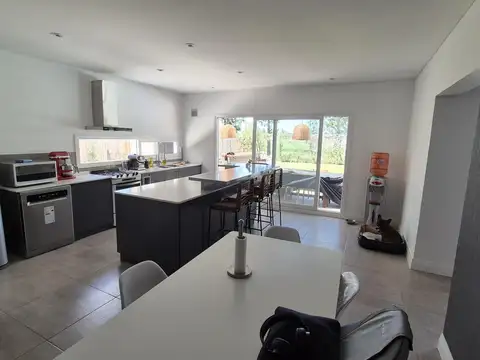 Casa en Venta al Este