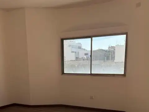 Departamento en Venta de 4 dormitorios