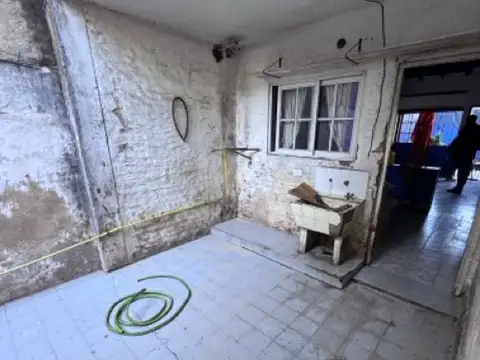 Depto Tipo Casa 3 ambientes con 1 baño