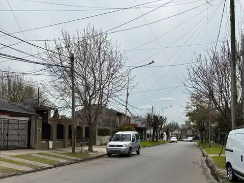 Depto Tipo Casa en Venta 56 años