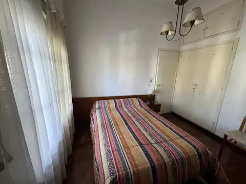 Depto Tipo Casa en Venta 56 años
