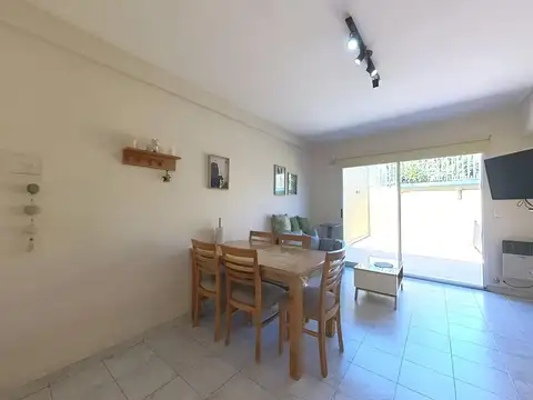 Depto Tipo Casa en Venta 8 años