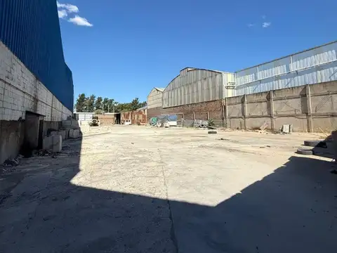 ALQUILER TERRENO EN LANUS OESTE ...2500 mts