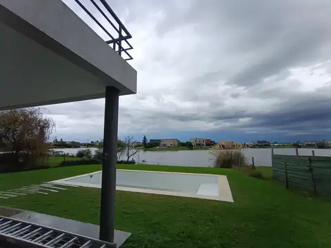 Casa en Alquiler al Sur