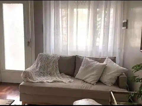 Depto Tipo Casa 2 ambientes con 1 baño