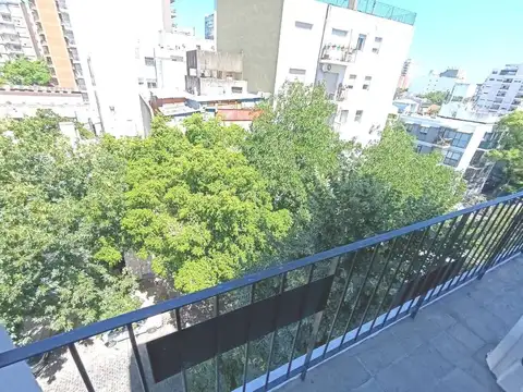 Departamento en Alquiler en Parque Centenario, $ 450.000
