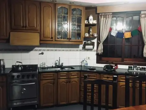 Casa en Venta en Quilmes Oeste, USD 200.000