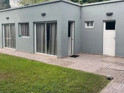 Casa 3 ambientes con 2 baños