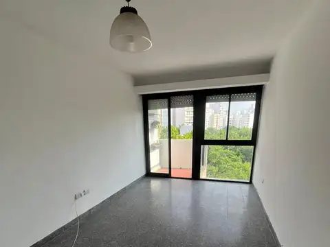 Semipiso próximo Plaza Rocha