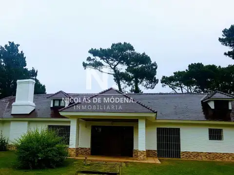 Casa en Alquiler Temporal en Cantegril, USD 30.500