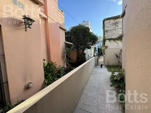 Depto Tipo Casa en Venta en Lomas De Zamora, USD 94.000