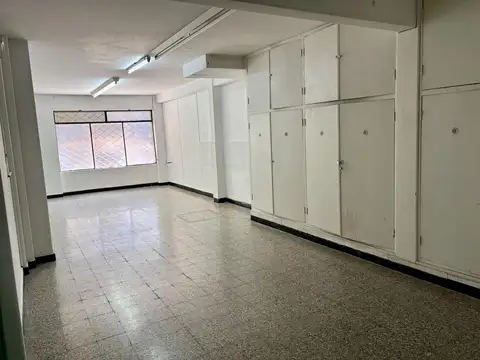 LOCAL EN PICHINCHA IDEAL PARA OFICINAS, COMERCIOS, REUNIONES