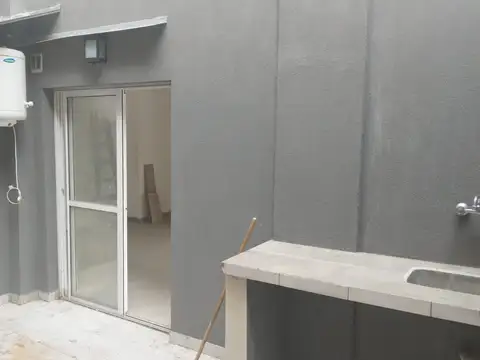 Departamento en Alquiler en Villa Luzuriaga, $ 480.000