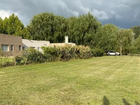 Terreno en venta - 1076mts2 - Harás del Sur ll