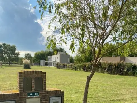 Terreno en Venta en Haras Del Sur, USD 21.500