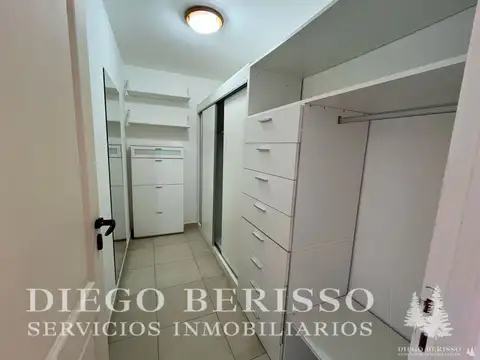 Departamento en Alquiler con 1 cocheras