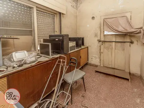 Galpon en Venta 8  mts Frente