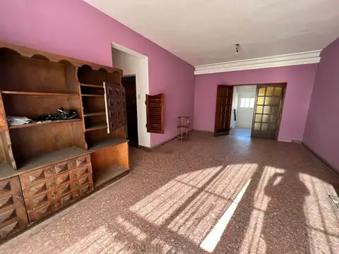 Casa 4 ambientes con 1 baño
