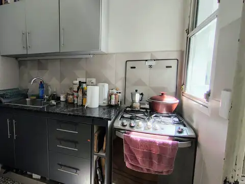 Depto Tipo Casa en Venta en Flores, USD 135.000