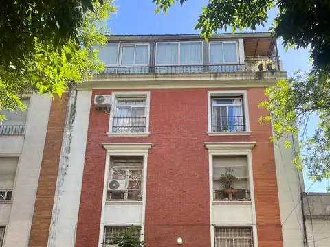 Dpto 2 ambientes VENTA Colegiales