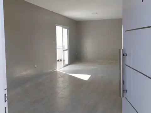 CASA EN VILLA CATALINA DOS DORMITORIOS APTA CREDITO