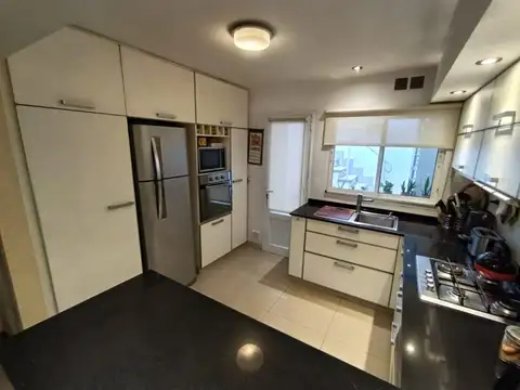 Oficina en Alquiler al Este