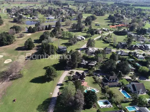 Terreno en Venta de 857,0 m2