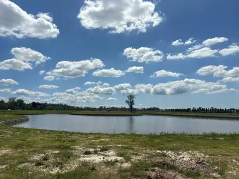 Terreno en Venta de 738,0 m2