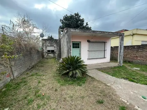 Venta Casa 3 Ambientes Moreno 6300