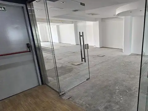 Oficina en Alquiler 20 años