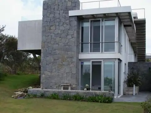 Casa en Venta en La Barra, USD 1.050.000