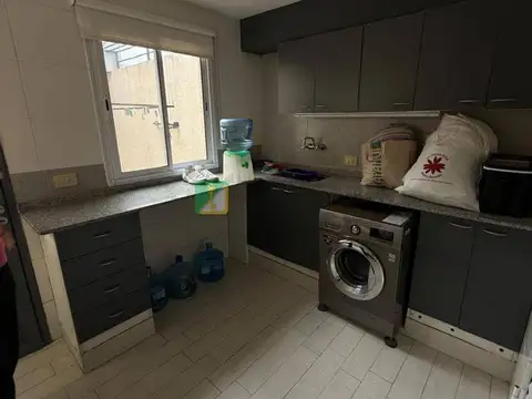 Casa 5 ambientes con 6 baños