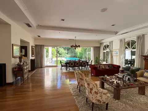 Casa en Venta en Acassuso Vias  /  Santa Fe, USD 1.380.000