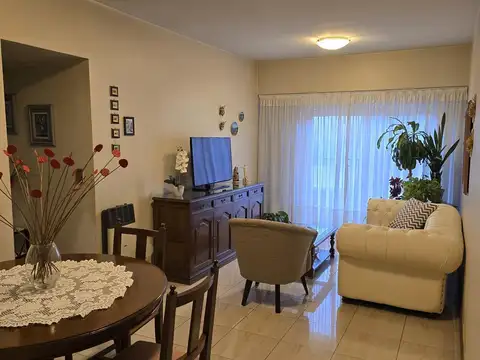 Venta 4 Ambientes con Dependencia en Caballito Norte Balcón Cochera
