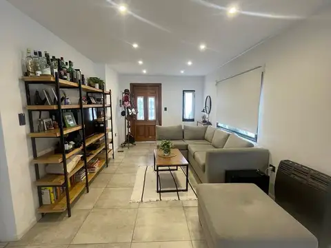 Casa en Venta en Castelar Norte, USD 240.000