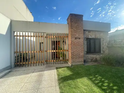 Casa 3 ambientes en venta en Castelar