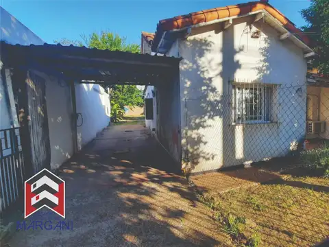 Casa en Venta con 5 cocheras
