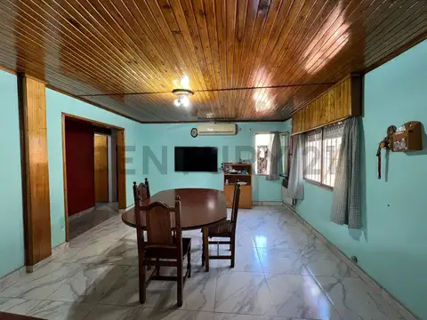 Se vende casa en Rafael Calzada