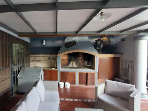 Casa en Venta en Lujan De Cuyo, USD 240.000