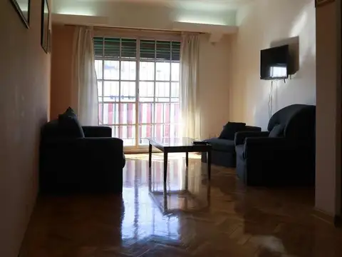 Departamento en Alquiler en Flores, $ 800.000