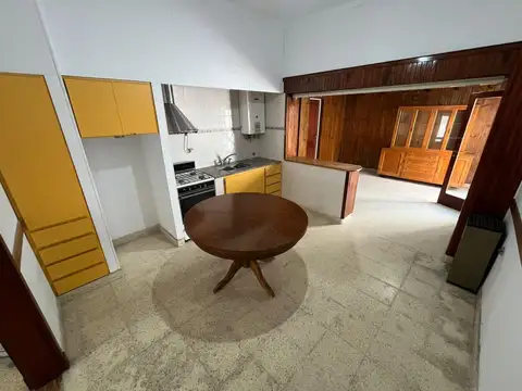 Casa en Alquiler en Barrio 9 De Julio, $ 900.000