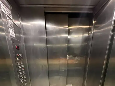 Oficina en Venta en San Nicolás, USD 21.500