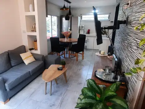 Depto Tipo Casa en Venta de 3 ambientes