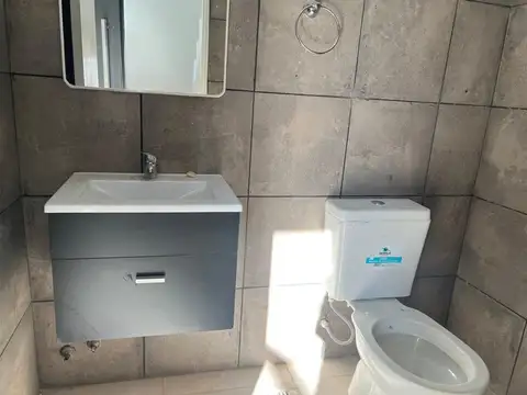 SE ALQUILA DUPLEX 3 DORMITORIOS MANANTIALES