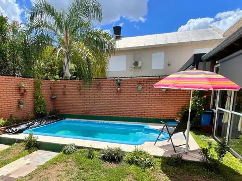 Casa 5 ambientes con 2 baños