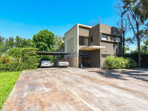 CASA EN VENTA - BARRIO HARAS DEL SOL