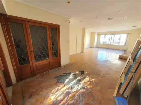 Oficina en Alquiler 50 años