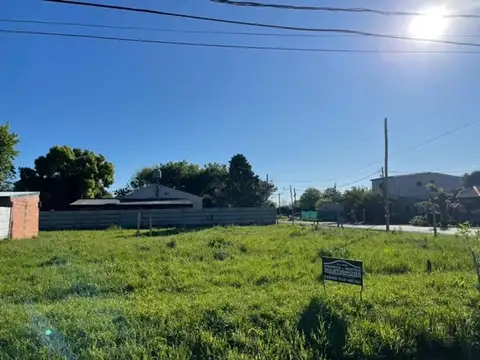 Terreno de 200 m2 en venta en Manzanares -  Pilar