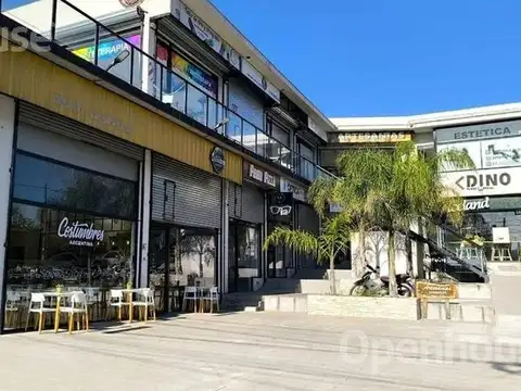 VENTA EXCELENTE LOCAL CON RENTA - PARA INVERSION