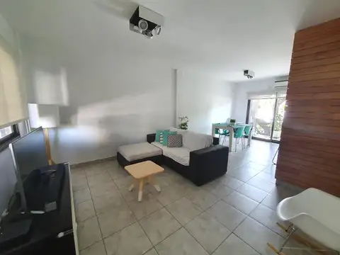 3 ambientes con balcon y cochera cubierta - se alquila sin muebles